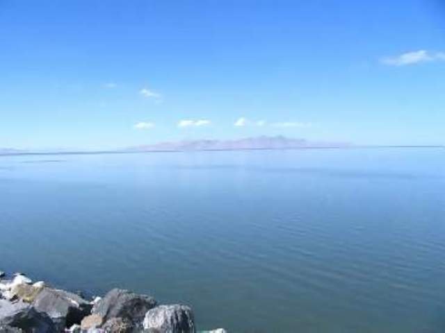 September

View of the great Salt Lake
Salt Lake City, Oregon

