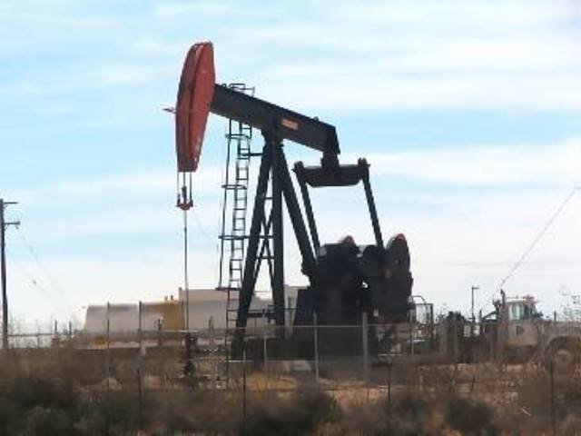 January

Operating oil well
near Dallas, Texas