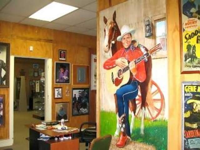 May

Gene Autry Museum
Gene Autry, Oklahoma 