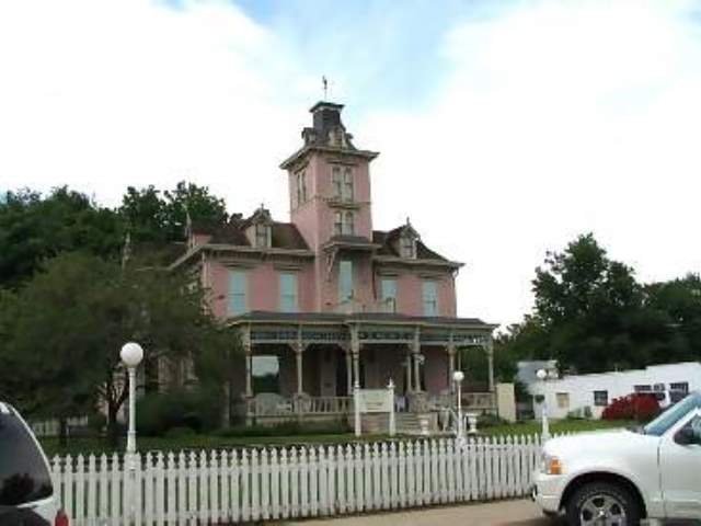 May

Kirby Mansion
Abilene, Kansas