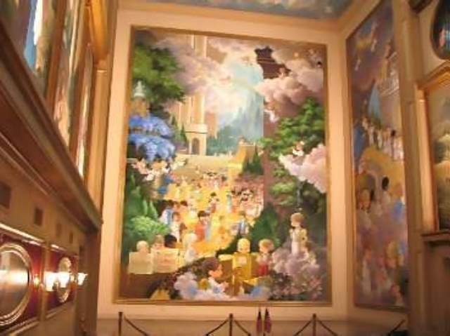 July

Precious Moments Chapel
Carthage, Missouri