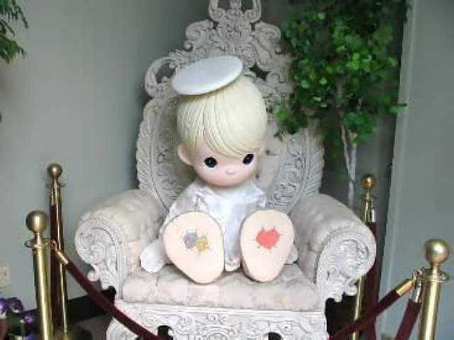 July

Precious Moments Chapel
Carthage, Missouri