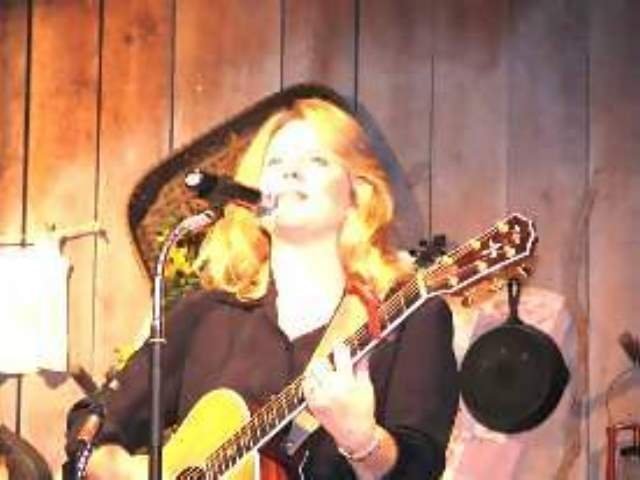 August

Country Music Shows
Renfro Valley, Kentucky