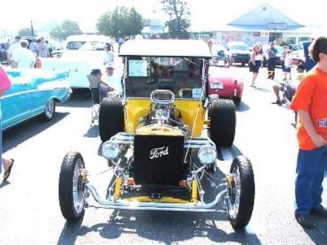 October

Custom car show at Barefoot Landing
Myrtle Beach, South Carolina