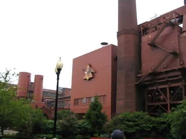 May

Budweiser Brewery
St Louis, Missouri