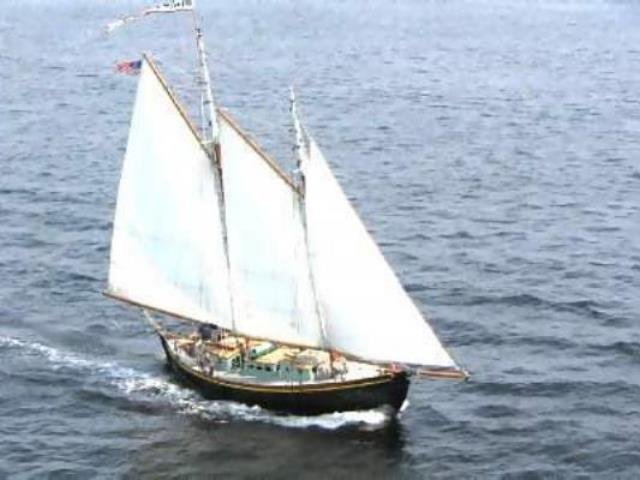 July

Sailboat passing by Breakwaters Lighthouse
Rockland, Maine