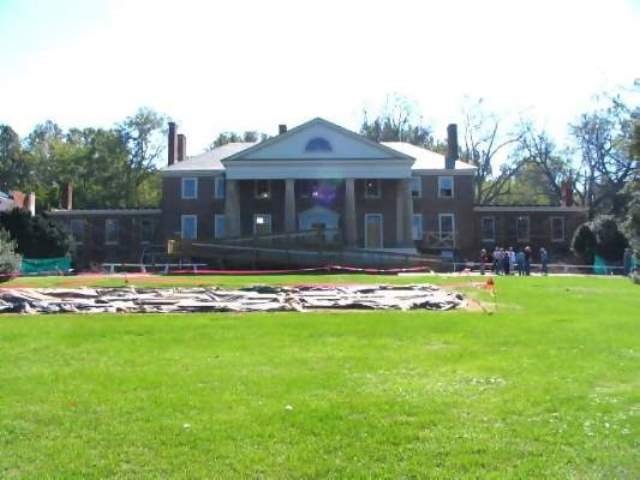 October

Home of President James Madison
Orange, Virginia
